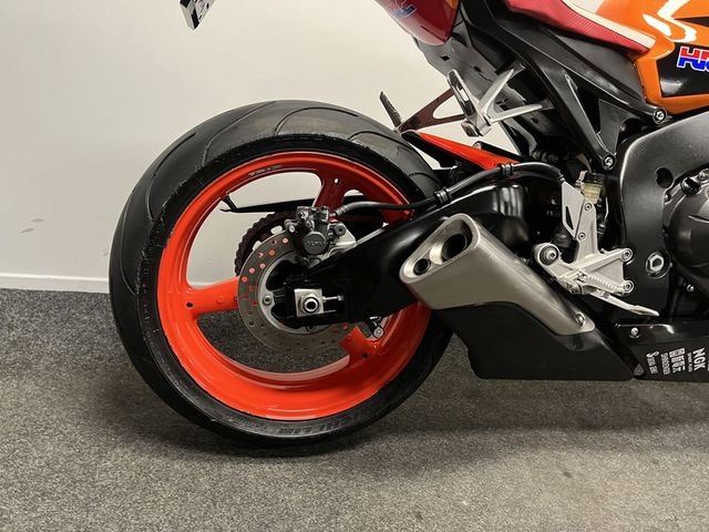 honda - cbr-1000-rr-fireblade