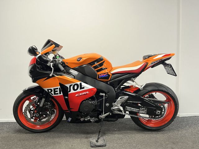 honda - cbr-1000-rr-fireblade