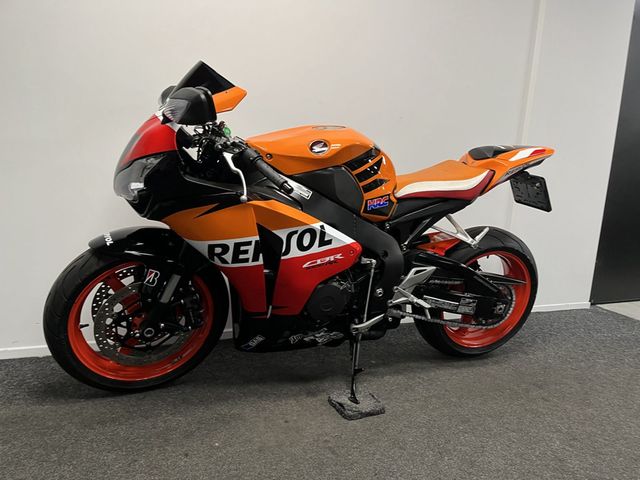honda - cbr-1000-rr-fireblade