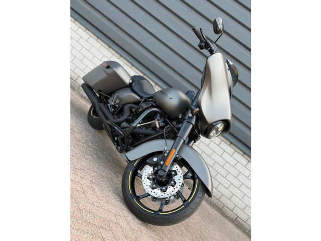 harley-davidson - street-glide-special-flhxs