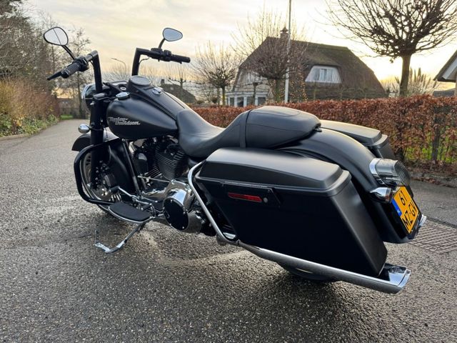 harley-davidson - road-king-flhr