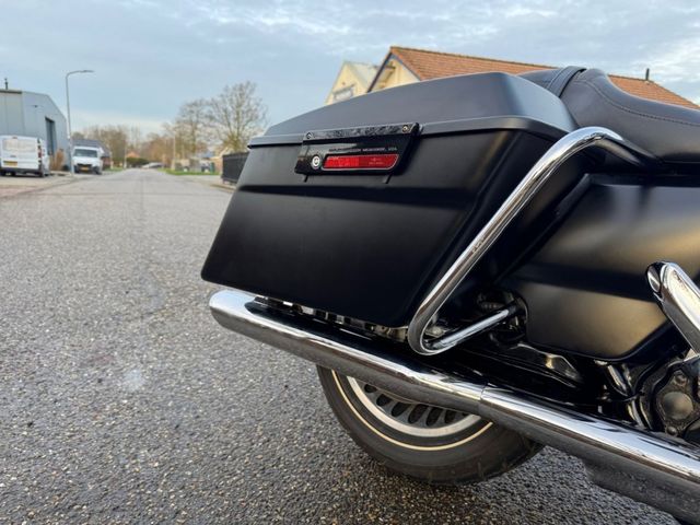 harley-davidson - road-king-flhr