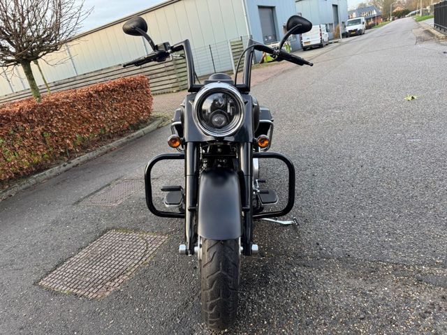 harley-davidson - road-king-flhr