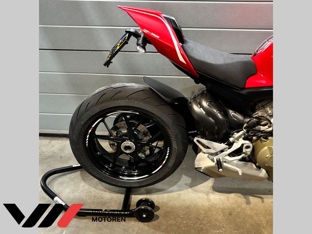ducati - streetfighter-v4