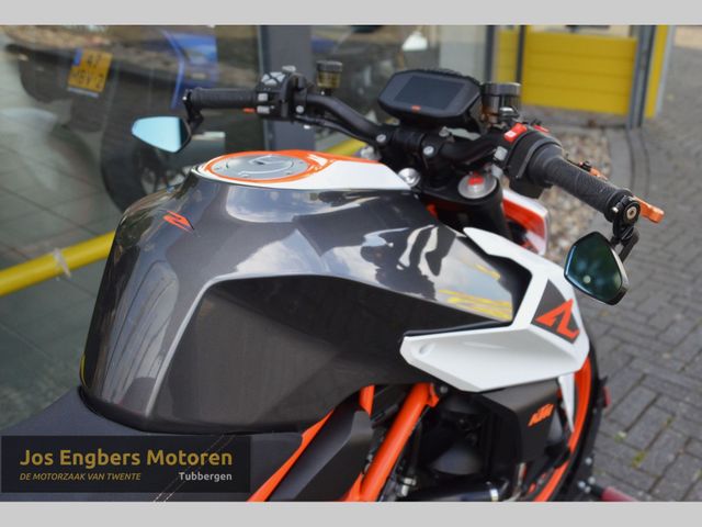 ktm - 1290-super-duke-r
