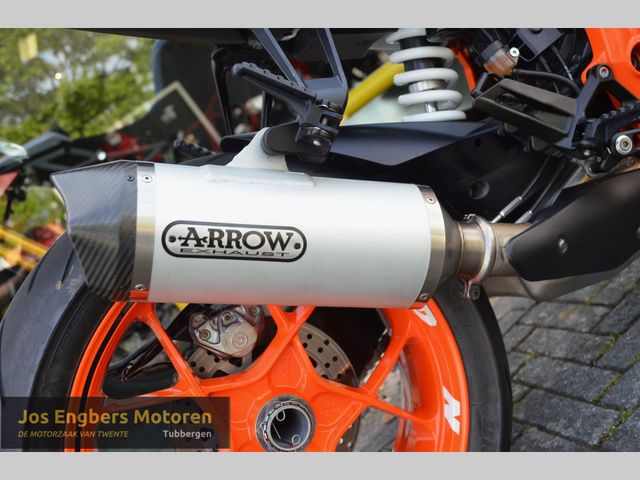 ktm - 1290-super-duke-r