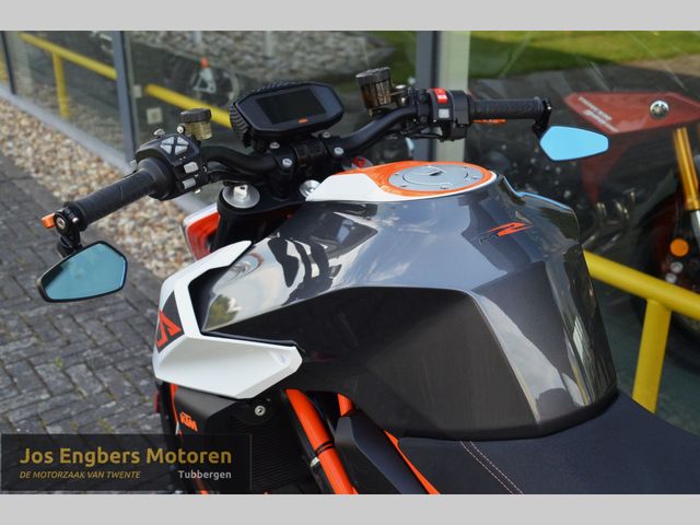 ktm - 1290-super-duke-r
