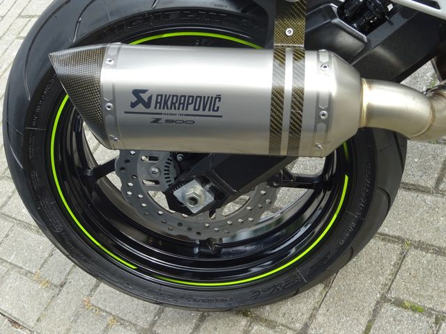 kawasaki - z900-performance