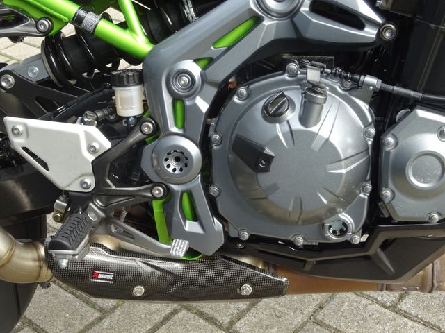 kawasaki - z900-performance