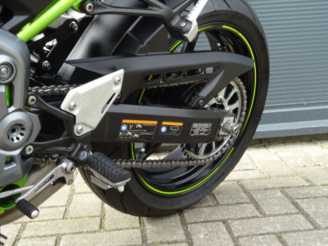 kawasaki - z900-performance