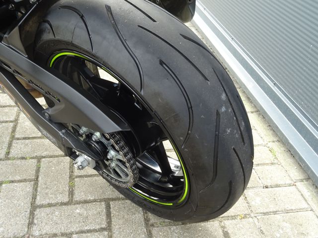 kawasaki - z900-performance