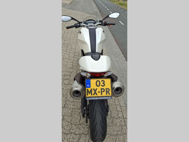 ducati - monster-696