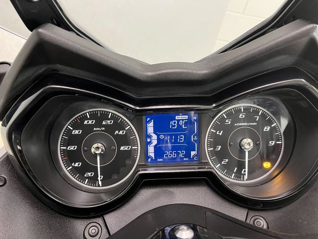 yamaha - x-max-300-abs