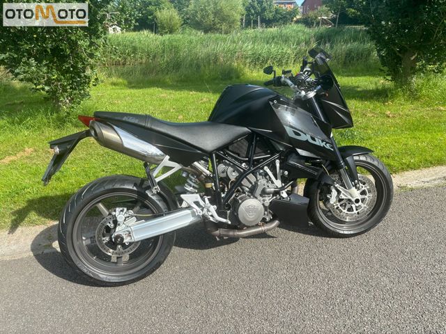 ktm - 990-super-duke