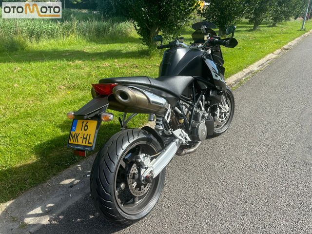 ktm - 990-super-duke
