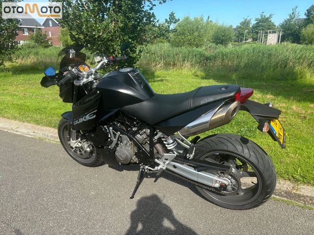 ktm - 990-super-duke