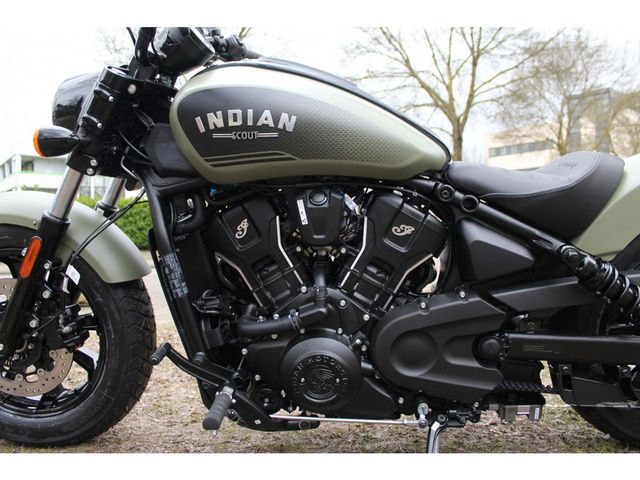 indian - scout-bobber-limited
