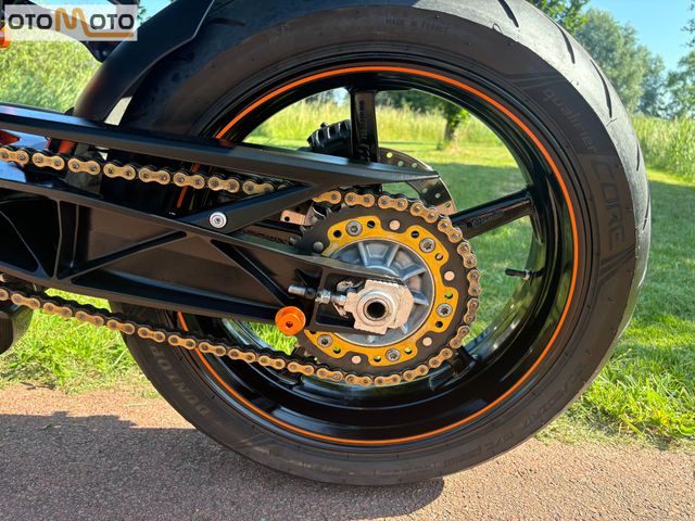 ktm - 690-duke-r