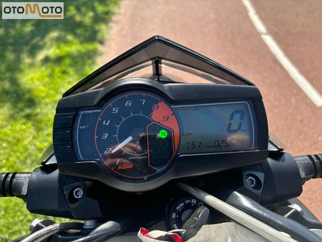 ktm - 690-duke-r