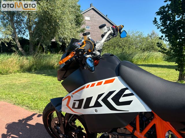 ktm - 690-duke-r