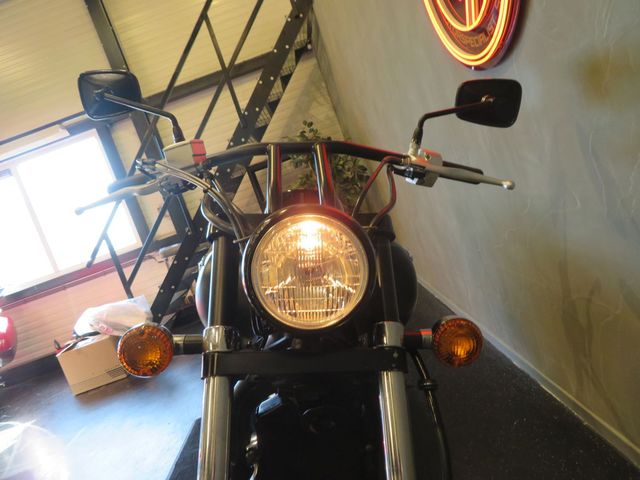 kawasaki - vn-900-custom