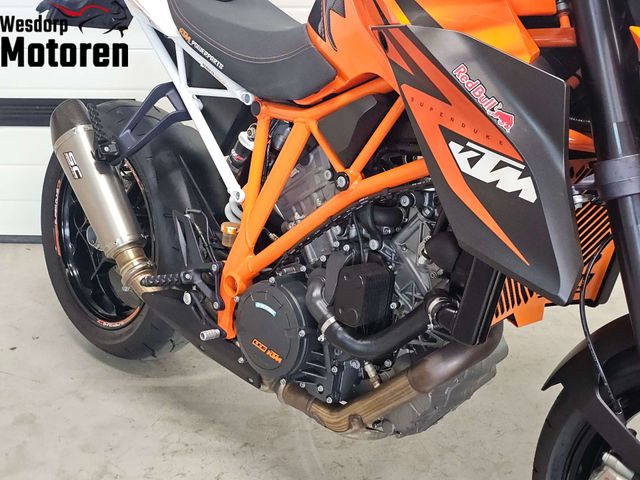 ktm - 1290-super-duke-r