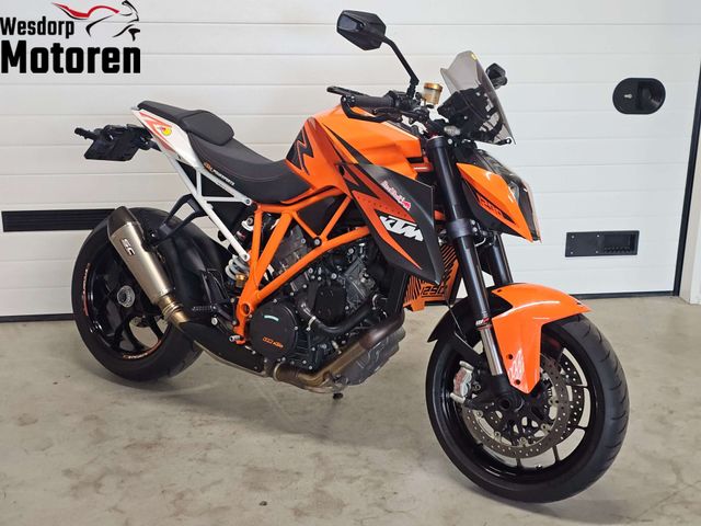 ktm - 1290-super-duke-r