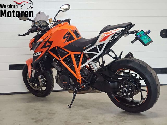 ktm - 1290-super-duke-r