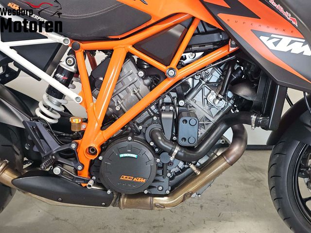 ktm - 1290-super-duke-r