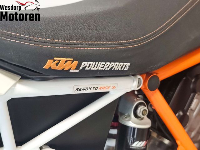 ktm - 1290-super-duke-r