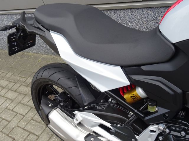 bmw - f-900-r