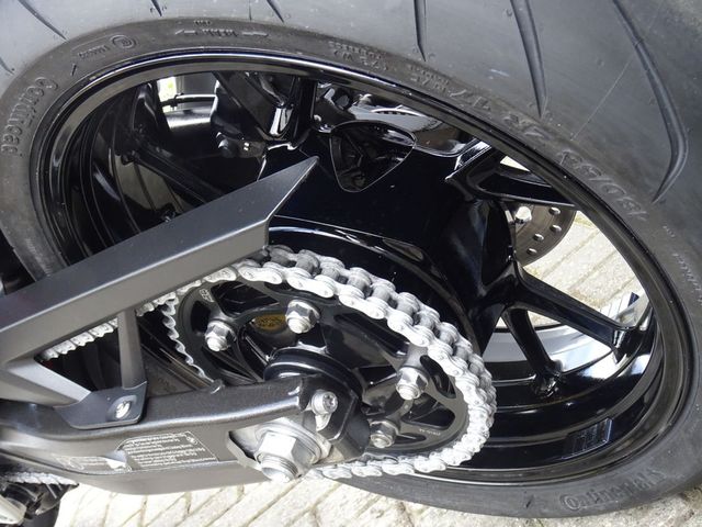 bmw - f-900-r