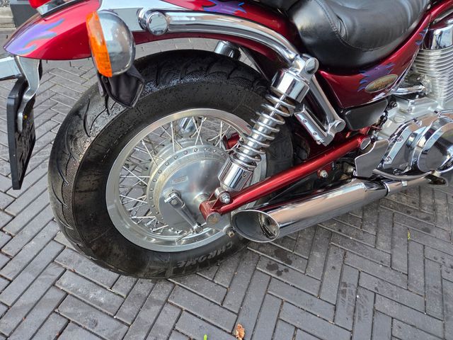 suzuki - vs-800-intruder