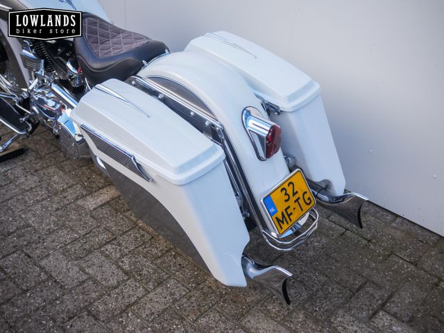harley-davidson - softail-deluxe