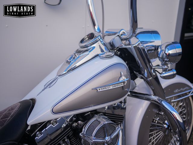 harley-davidson - softail-deluxe