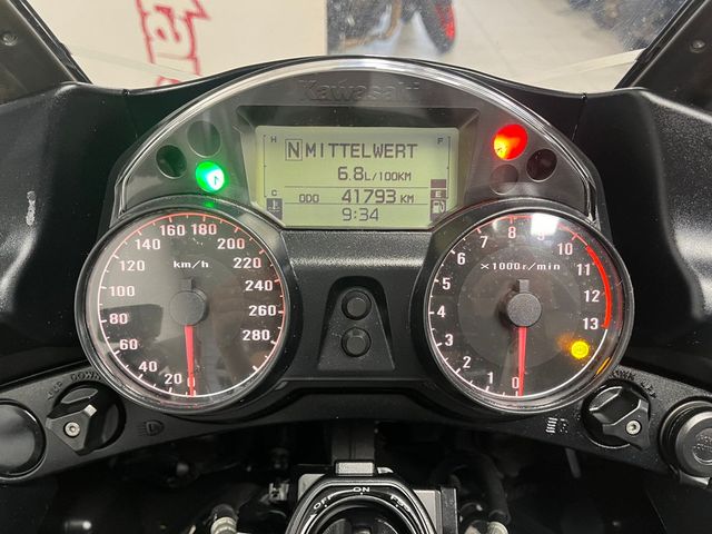 kawasaki - gtr-1400