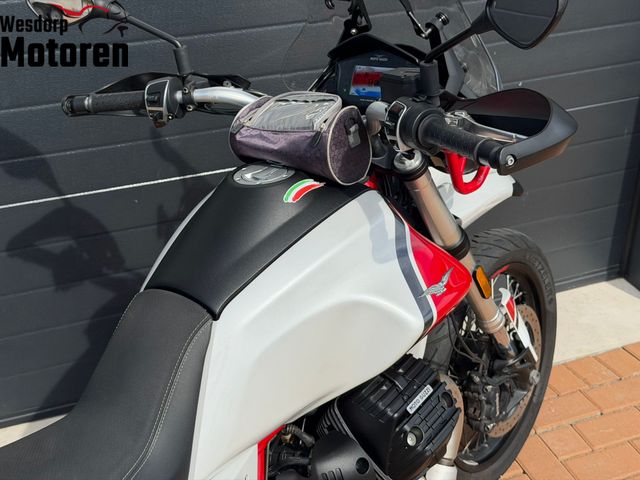 moto-guzzi - v-85-tt-evocative-graphics-850