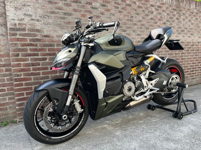 ducati - streetfighter-v2