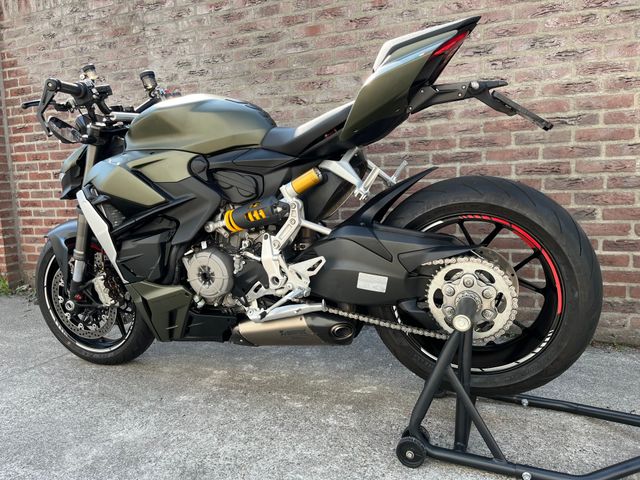 ducati - streetfighter-v2