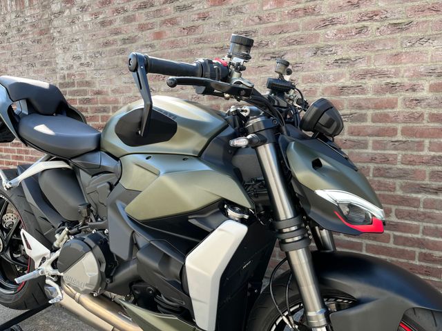 ducati - streetfighter-v2