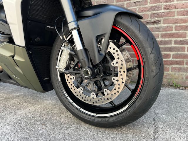 ducati - streetfighter-v2