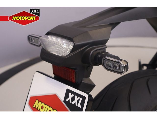 suzuki - gsx-8r