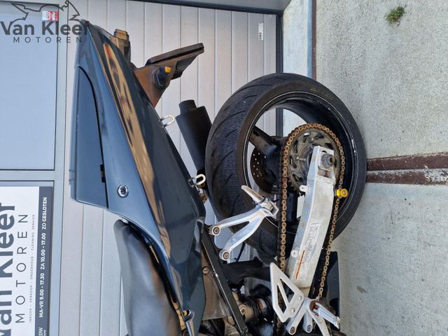 suzuki - gsx-r-600