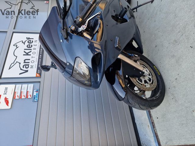 suzuki - gsx-r-600