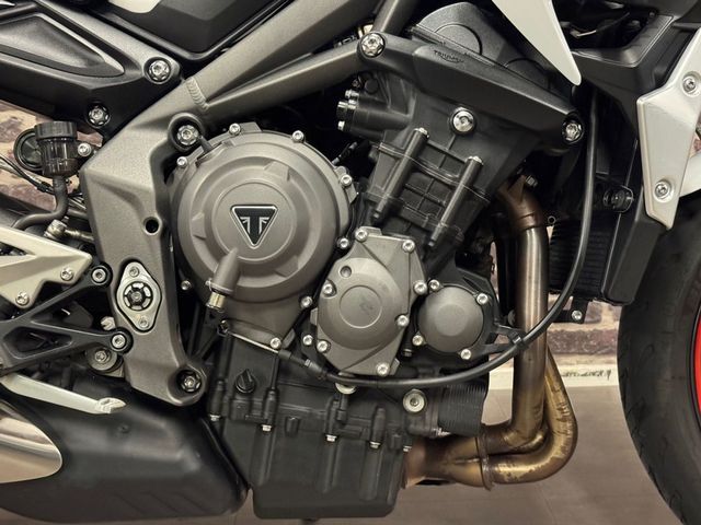 triumph - street-triple-s