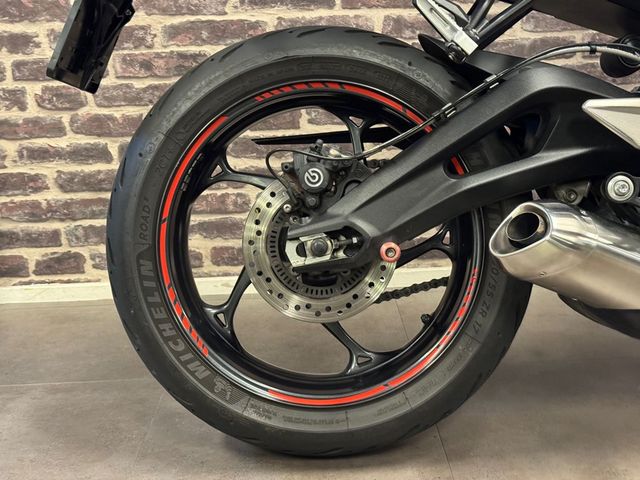 triumph - street-triple-s