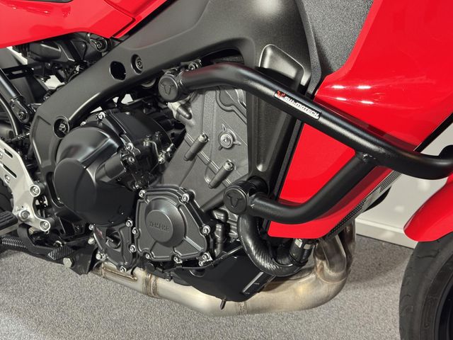 yamaha - tracer-9