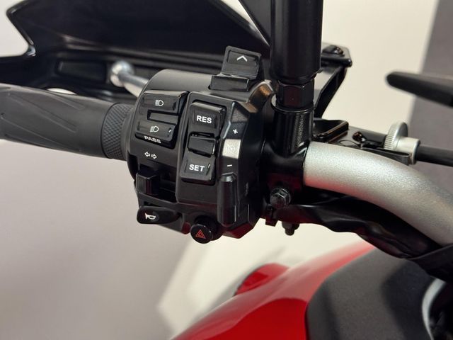 yamaha - tracer-9