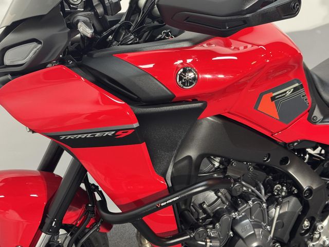 yamaha - tracer-9