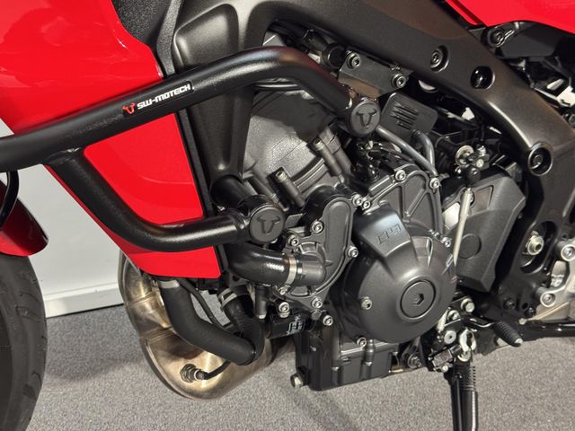 yamaha - tracer-9